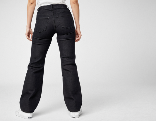 Women's black baggy jeans