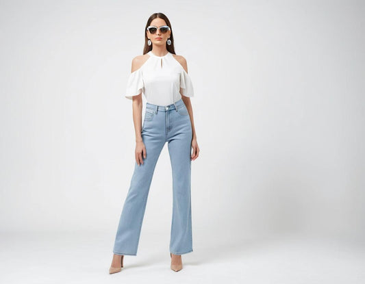 Women's washed blue straight fit jeans