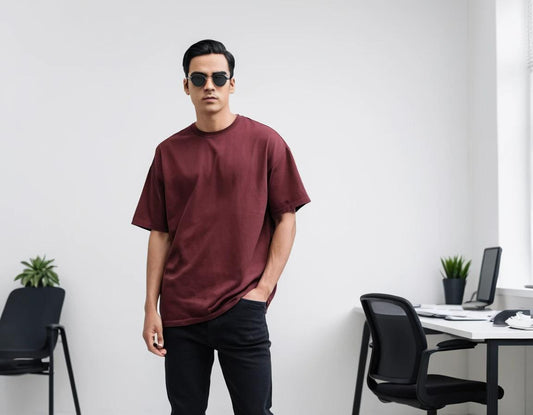 Men's solid maroon half sleeve oversized  t-shirt.