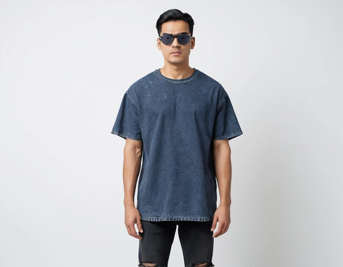 Men's navy blue acid-wash t-shirt
